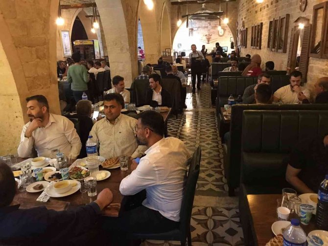 Osb Başkanı Can’dan Sanayiciler İle Bir Araya Geldi