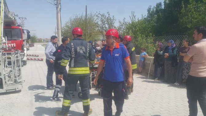 Konya’da 2 Katlı Binada Göçük: 2 İşçi Yaralandı