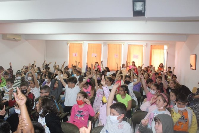 Köyceğiz’de Öğrenciler Hayallerini Yazmaya Devam Ediyor