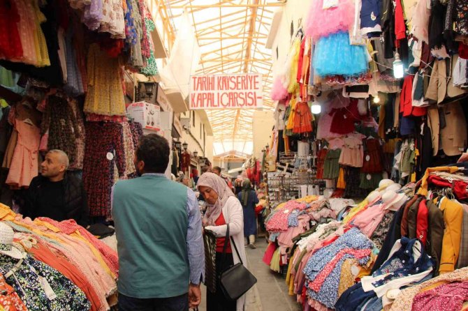 Mardin’de Bayram Hazırlıkları