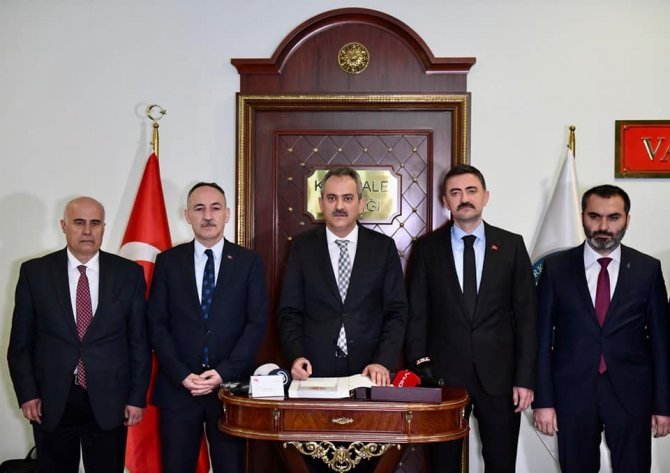 Milli Eğitim Bakanı Özer: "2022 Yılında 3 Bin Tane Yeni Anaokulu Yapacağız"