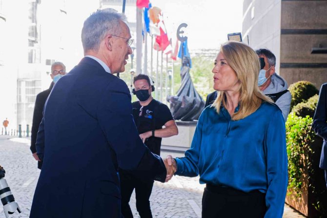 Nato: “Finlandiya Ve İ̇sveç Nato’ya Üyelik Başvurusunda Bulunursa Memnuniyetle Karşılanacak”