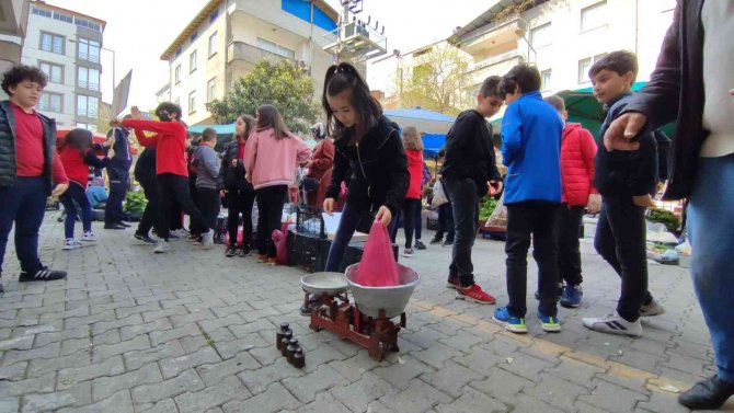 Öğrencilerinden Sorumluluk Projesi