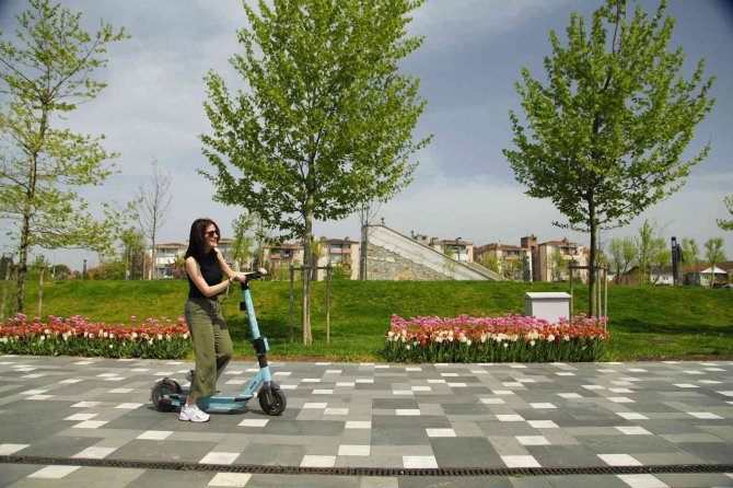 Sakarya Bayramlığını Giydi