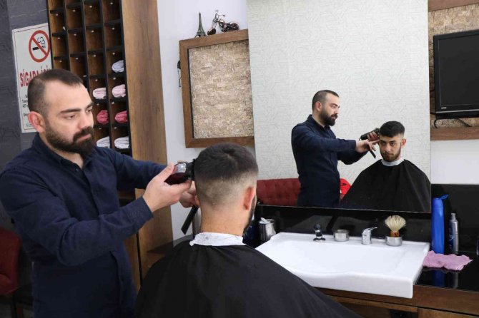 Samsun’da Bu Pazar Tüm Berberler Açık