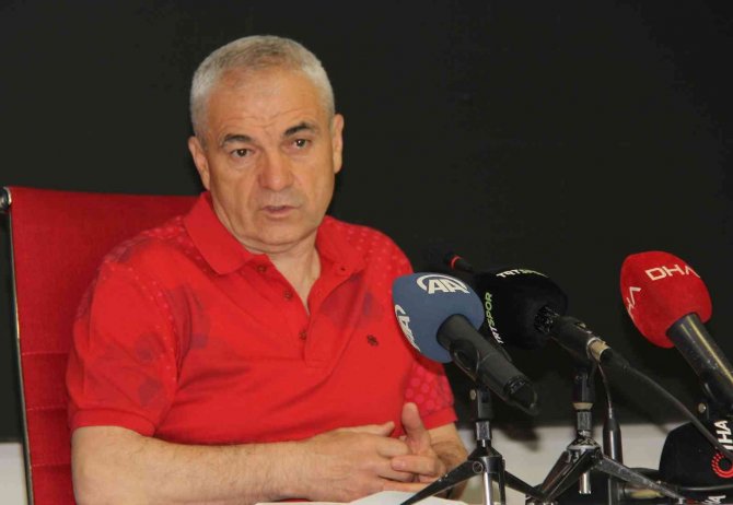 Rıza Çalımbay: "Trabzon Şampiyonluğu Hak Etti"
