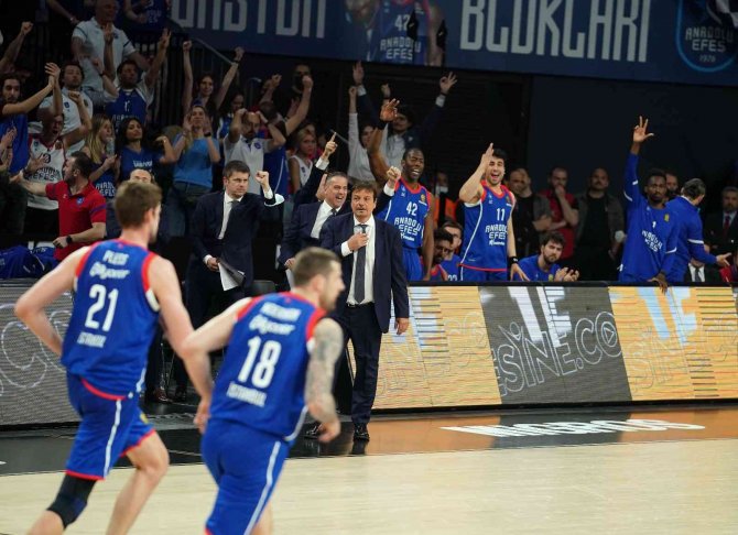 Anadolu Efes 5. Kez Final-four’da