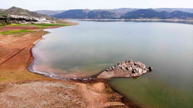 Barajda Korkutan Görüntüden Eser Kalmadı