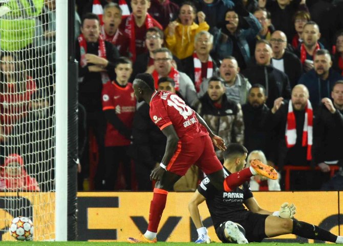 Liverpool Finale Göz Kırptı