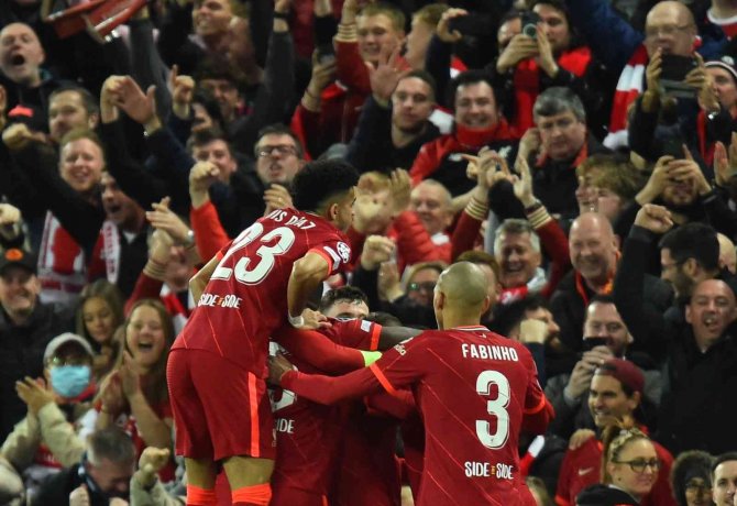 Liverpool Finale Göz Kırptı