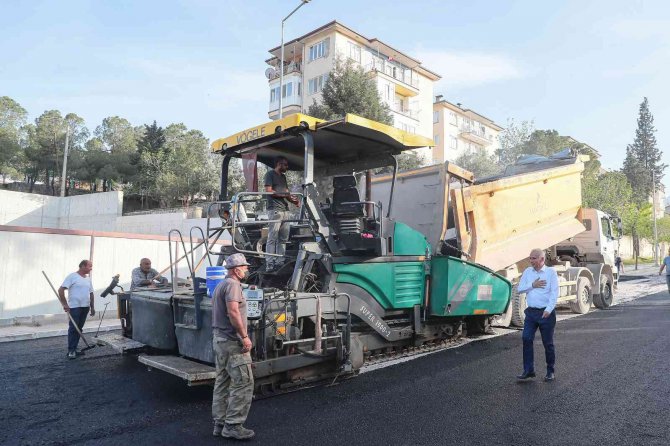 Denizli’de Caddeler Yenilenmeye Devam Ediyor