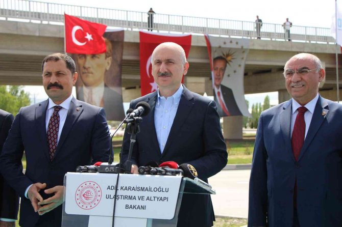 Bakan Karaismailoğlu Amasya’da Konuştu: “Yeni Türkiye’nin Geleceğini Planlıyoruz”