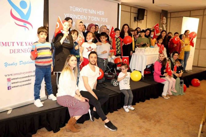 Kanser Tedavisi Gören Çocuklar Ve Aileleri İftar Programında Bir Araya Geldi