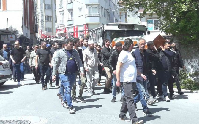 Yalova’da Traktör Kazasında Hayatını Kaybeden Genç Toprağa Verildi