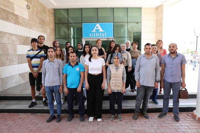 Alkü’lü Gençler Bir Günlüğüne Okul Personelinin Yerine Geçti