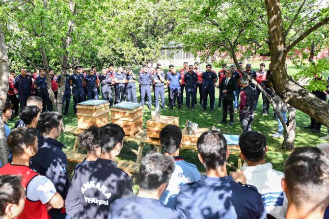 Ankara İ̇tfaiyesi “Arı Timi” Kurdu