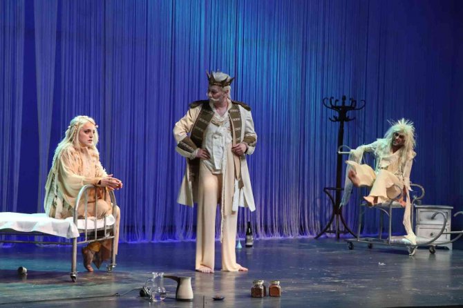 Sammdob Farklı Bir Türe Perde Açacak: ’Kahve Kantatı Ve Evlilik Kantatı’