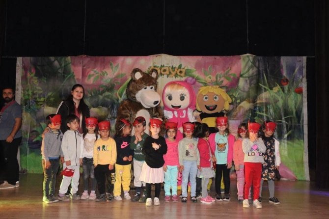 Hizan’da Çocuklar Tiyatro İle Buluştu