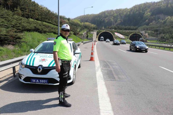 Bolu Dağı Tüneli’nden Bayram Tatilinde 1 Milyon Aracın Geçmesi Bekleniyor