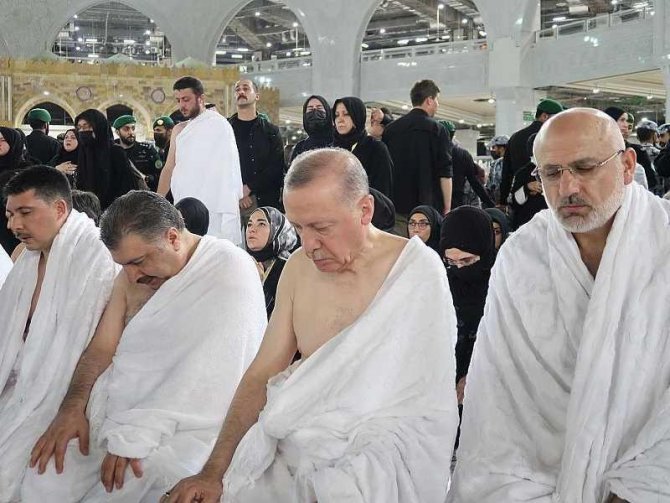 Cumhurbaşkanı Erdoğan’dan Umre Ziyareti