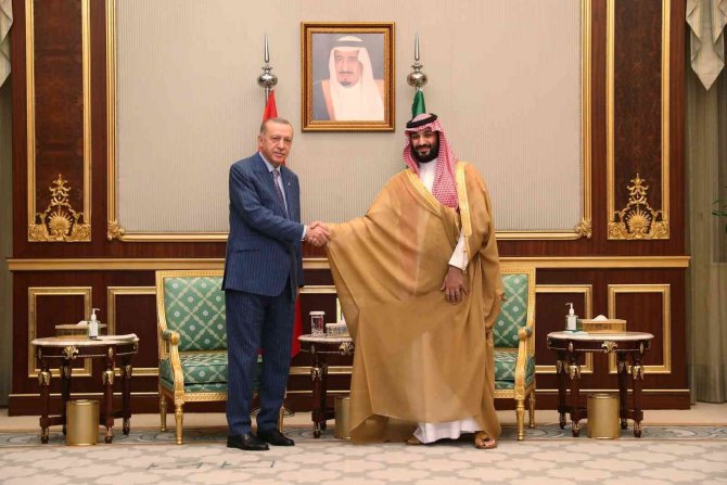 Cumhurbaşkanı Erdoğan, Suudi Arabistan Veliaht Prensi Selman’la Görüştü