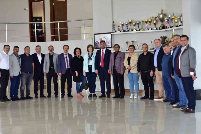 Sivil Toplum Örgütlerinden Denizlispor Yönetimine Anlamlı Destek