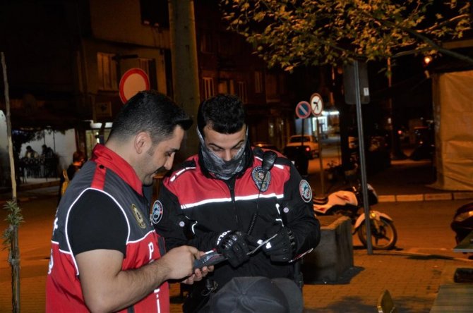 Kumar Oynatan İşyerlerine Baskın