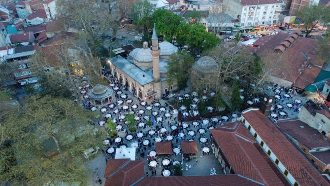 Eski Ramazanların Coşkusu İ̇negöl’ü Yeniden Sardı