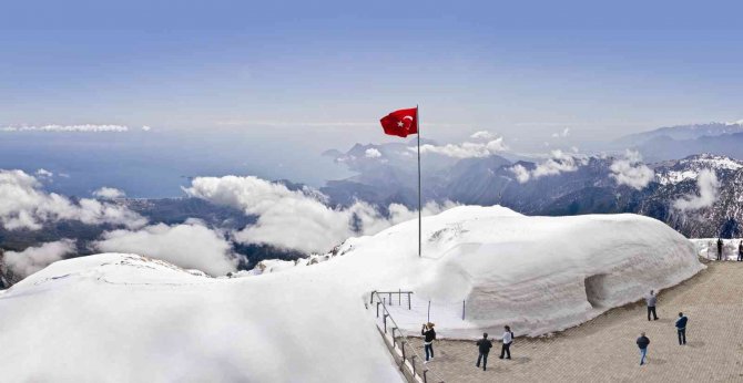 Kemer’de Bayram Sebebiyle Doluluk Yüzde 80’e Ulaştı