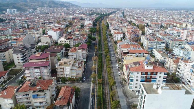 Salihli’yi İkiye Bölen Demiryolu Şehir Dışına Alınıyor