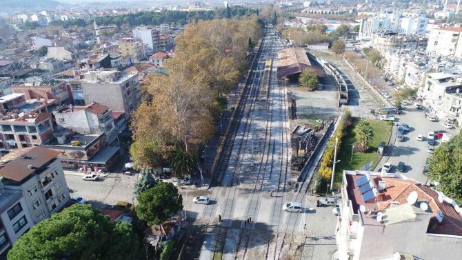 Salihli’yi İkiye Bölen Demiryolu Şehir Dışına Alınıyor