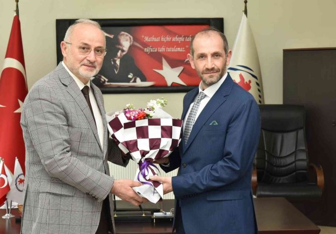 Omü İ̇letişim Fakültesi’nde Devir Teslim