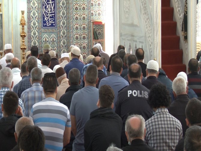 Ramazan’ın Son Cuma Namazı Kılındı