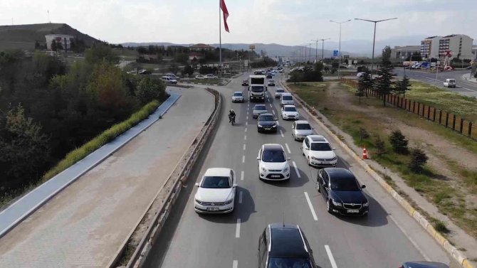 Emniyet Genel Müdürü Aktaş, Sürücüleri Uyardı: Bayram Trafiğinde Bu Hususlara Dikkat