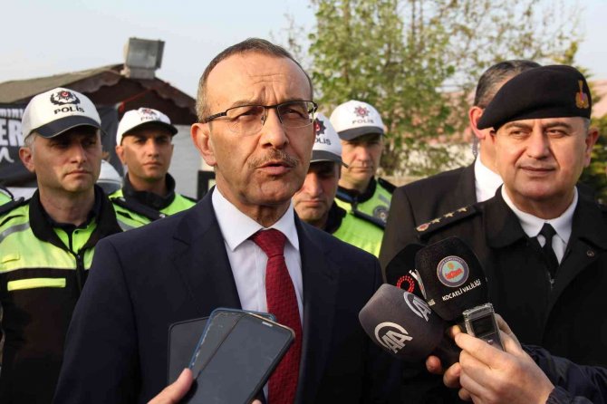 Kocaeli Valisi Yavuz: "Bayramları Sevinç Günleri Olarak Hatırlamak Ve Hatırlatmak İstiyoruz"