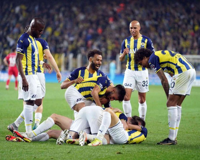 Spor Toto Süper Lig: Fenerbahçe: 3 - Gaziantep Fk: 2 (Maç Sonucu)