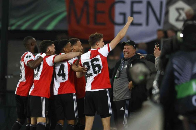 Gol Düellosu Feyenoord’un