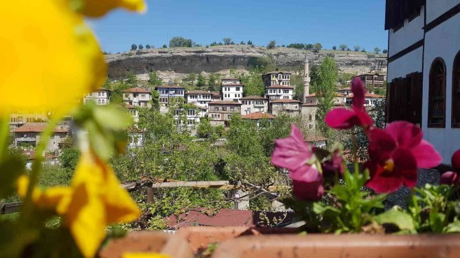 “Korumanın Başkenti” Safranbolu’da Pandemi Sonrası İlk Ramazan Bayramı