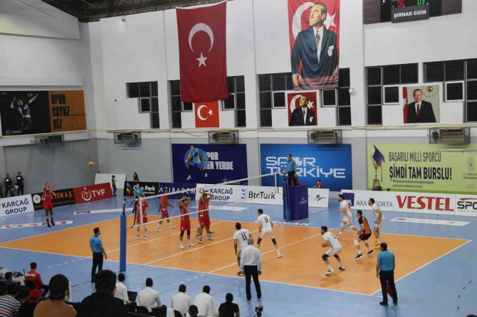 Efeler Ligi: Cizre Belediyespor: 2 - Galatasaray Hdı Sigorta: 3