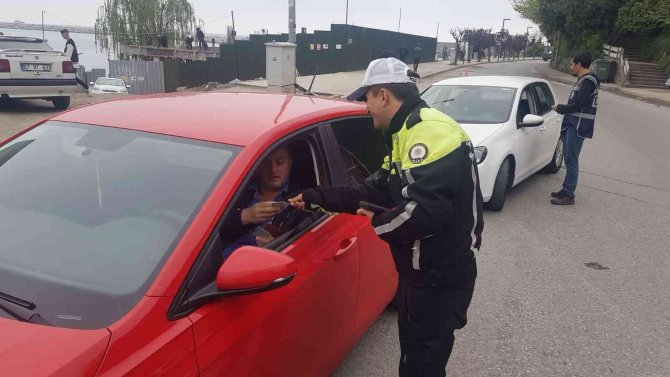 Bayram Öncesi Trafik Ve Asayiş Denetimi Artırıldı