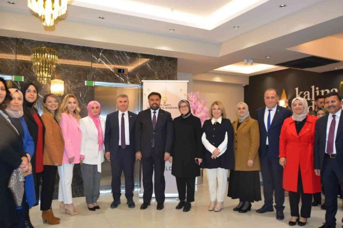 Ak Parti ’Gönül Sofrasında’ Buluştu