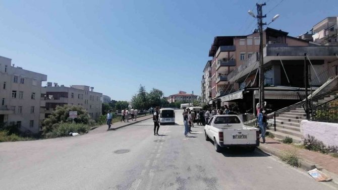 Kız Arkadaşına İlgisi Olduğunu İddia Ettiği Genci Bıçaklayan Çocuk Tutuklandı