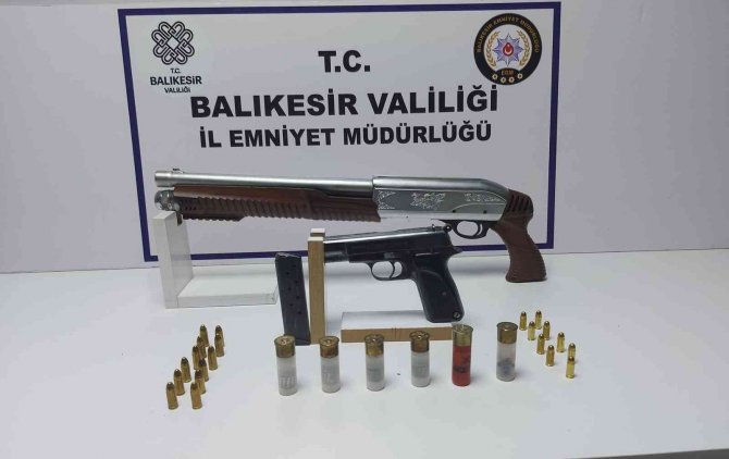 Balıkesir’de 52 Şahsa ’Huzur’ Operasyonu