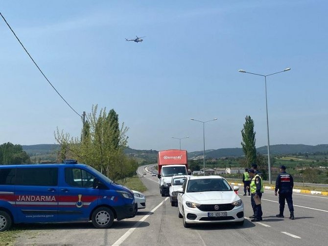 Balıkesir’de 52 Şahsa ’Huzur’ Operasyonu