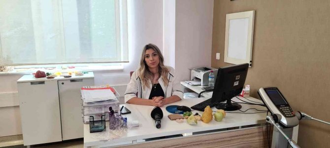 Beslenme Ve Diyetisyen Uzmanı Er’den Ramazan Sonrası Porsiyon Uyarısı