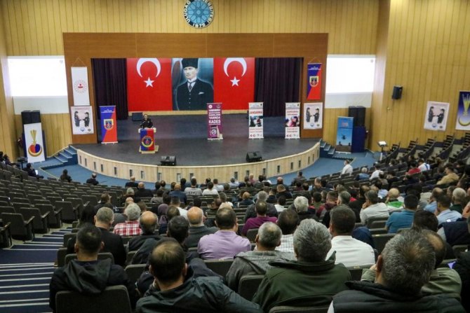 Bursa’da Jandarmadan 600 Güvenlik Görevlisine Eğitim