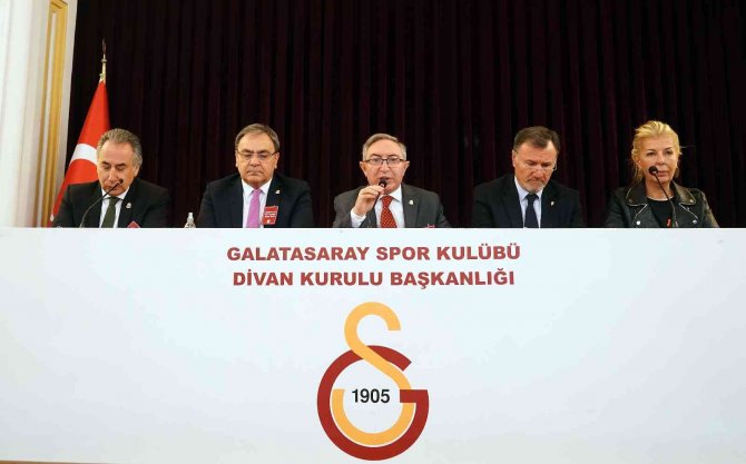 Aykutalp Derkan: "Onların Yerinde Olsam Toplantıya Katılıp, Galatasaray Camiasını Rahatlatmalarını Beklerdim"