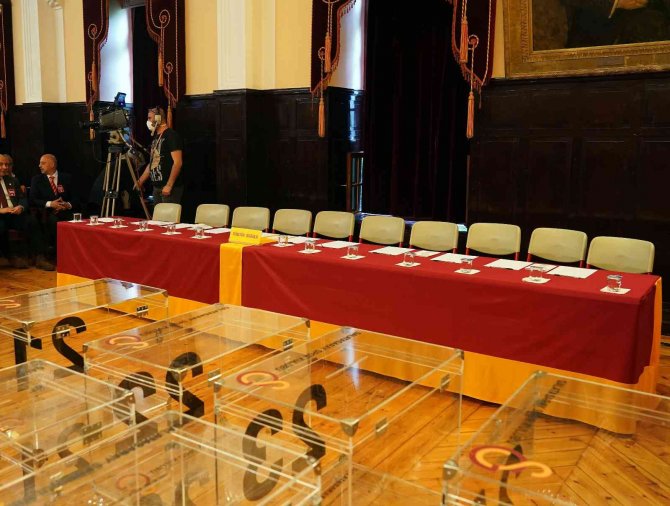 Galatasaray Olağanüstü Divan Kurulu’ndan Seçimin Yapılması İçin Tavsiye Kararı
