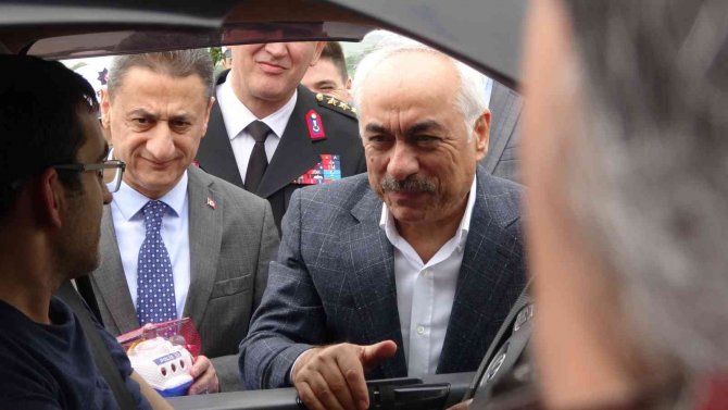 Bakan Yardımcısı Ersoy: “Bayram Süresince 110 Bin Ekip Ve Timimiz, 208 Bin 900 Jandarma Ve Emniyet Personelimiz Sahada Olacak”