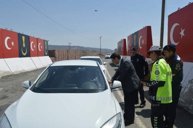 Tuzluca’da ’Bayramınız Kemerli Olsun’ Uygulaması